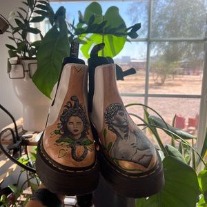 CUSTOM DOC MARTENS 2676 leather PLATFORM CHELSEA BOOTS WHITE (used)